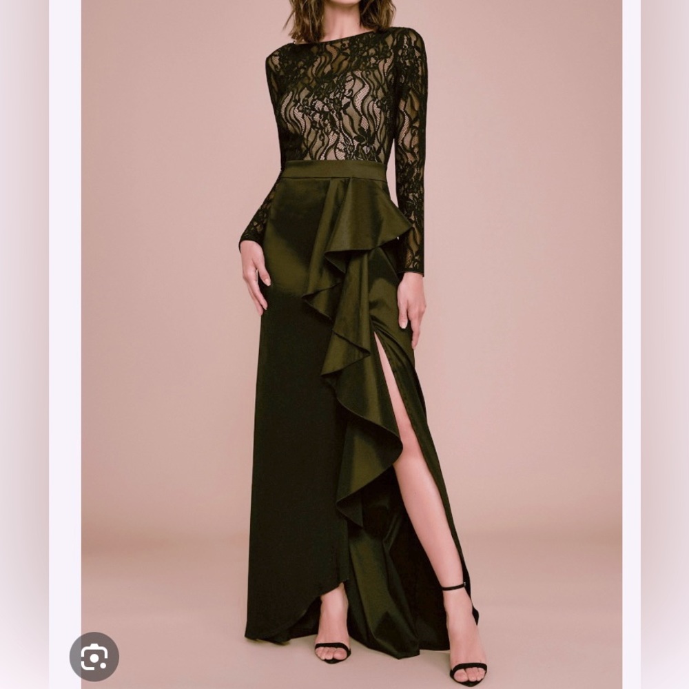Beautiful Sexy Party Dress with Slit. Lace bodice & sleeves.Never Worn - Picture 2 of 12